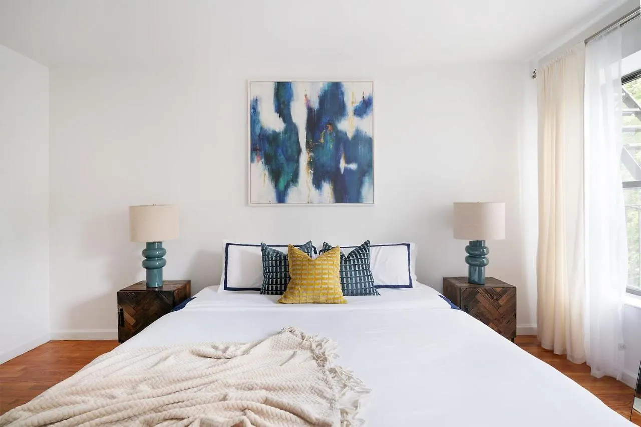444-3E Contemporary 1Br In Hell'S Kitchen Apartment New York 0*,  United States